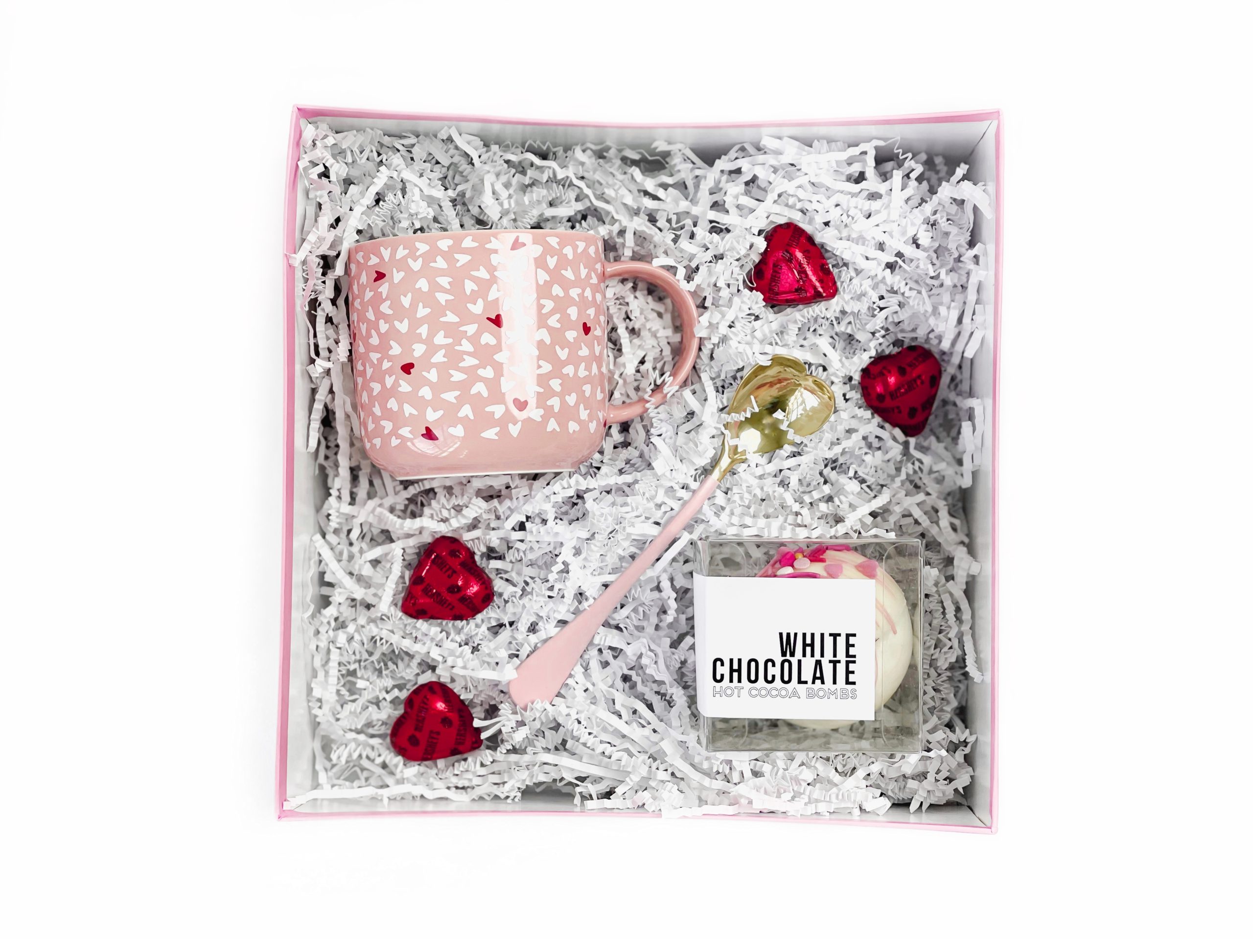 How to Make a Custom Valentine Gift Box - Dwell & Dine
